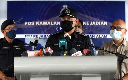 TAN SRI ACRYL SANI ABDULLAH SANI