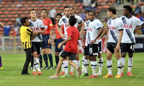 SG09_27052015_BOLA