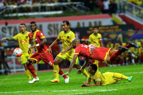 SG09_30102016_BOLA_AKHIR