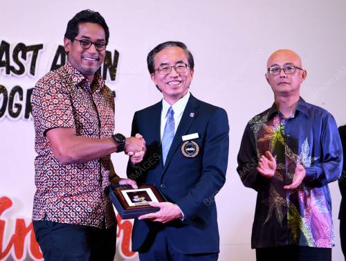 SG09_30112017_SSEAYP_BN201711292832