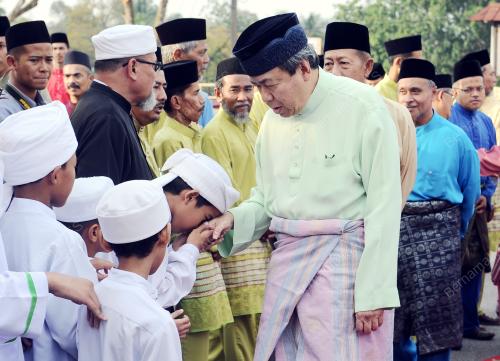 SG09_31072013_SUMBANGAN_RAYA