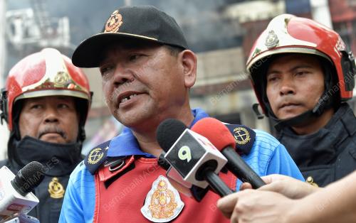 DATUK NORAZAM KHAMIS