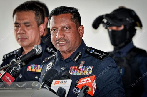 DATUK HUSSEIN OMAR KHAN