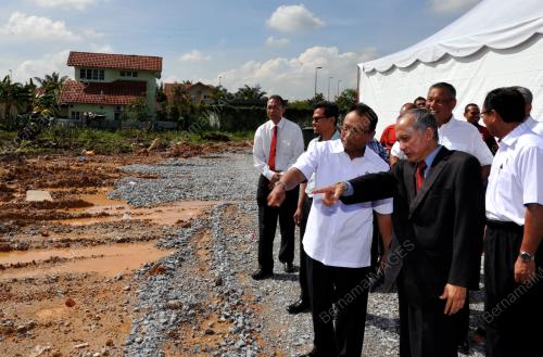 SG10_01122015_MAIS_WAKAF