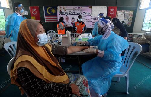 TINJAUAN BANJIR DI KAMPUNG SUNGAI NANGKA BANTING