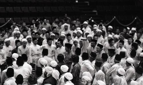 DR. MAHATHIR MUHAMAD