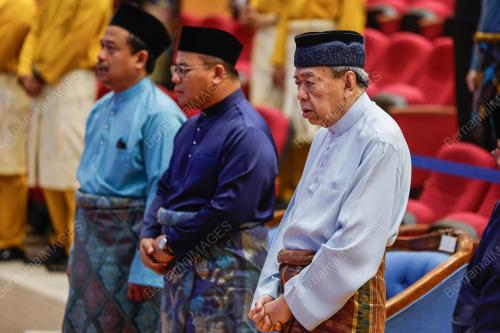 SULTAN SHARAFUDDIN IDRIS SHAH