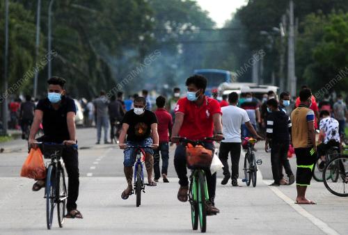 TINJAUAN KAWASAN PEKERJA WARGA ASING DI MERU KLANG