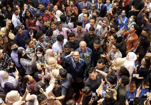 DATUK SERI ANWAR IBRAHIM
