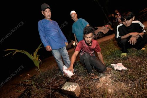 MERIAM BATANG KELAPA