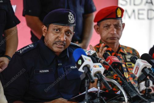 DATUK HUSSEIN OMAR KHAN