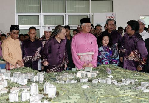 MOHD NAJIB TUN RAZAK