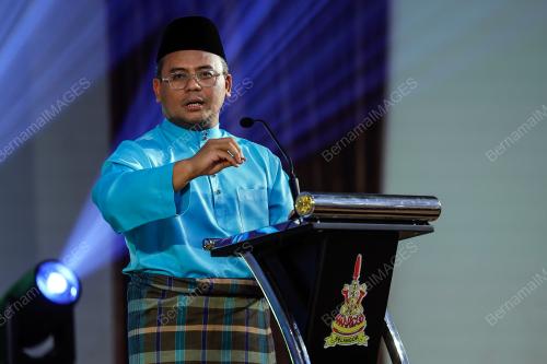 DATUK SERI AMIRUDIN SHARI