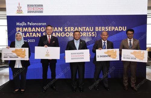 DATUK SERI AMIRUDIN SHARI