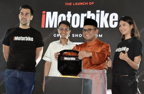 DATUK SERI AMIRUDIN SHARI