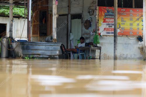 TINJAUAN BANJIR