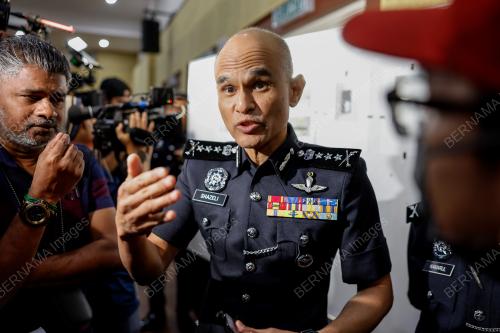DATUK SHAZELI KAHAR