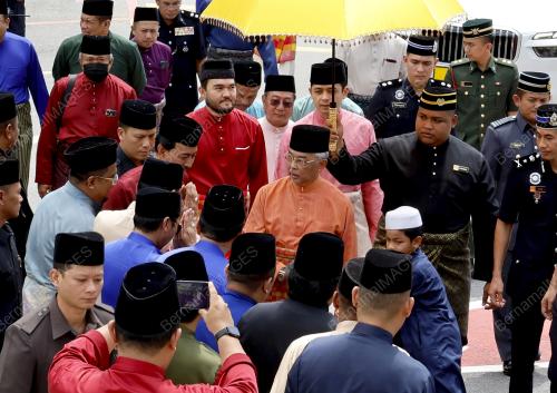 SULTAN ABDULLAH RI'AYATUDDIN AL-MUSTAFA BILLAH SHAH