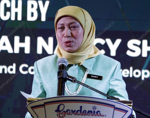 DATUK SERI NANCY SHUKRI