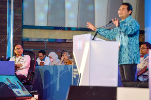 DATUK SERI ANWAR IBRAHIM