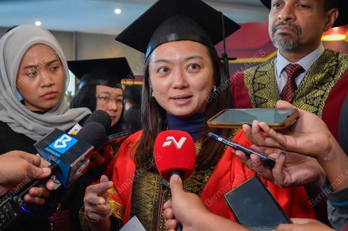 HANNAH YEOH