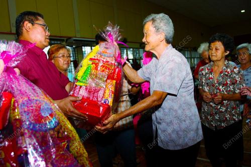 DATUK NOH OMAR