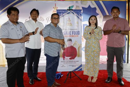 DATUK SERI AMIRUDIN SHARI