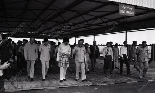 MAHATHIR MOHAMAD