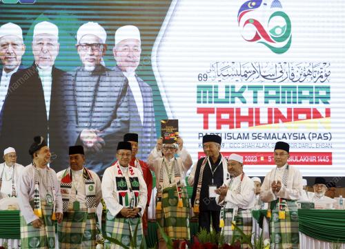 TAN SRI ABDUL HADI AWANG