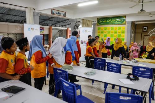 PROGRAM SANTUNI MADANI SATU PEMIMPIN SATU KAMPUNG