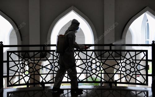 TINJAUAN ANGGOTA BOMBA MELAKUKAN SANITASI AWAM