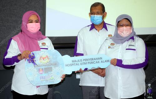 PENYERAHAN HOSPITAL UITM PUNCAK ALAM