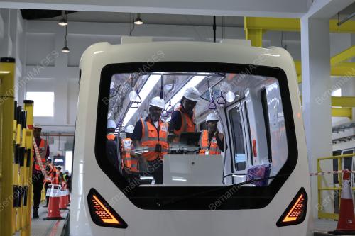 AEROTRAIN