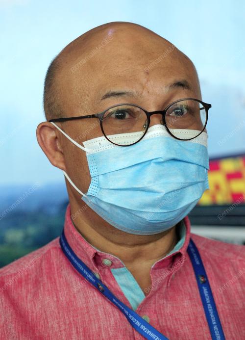 DATUK DR SHA'ARI NGADIMAN