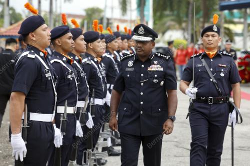 DATUK HUSSEIN OMAR KHAN