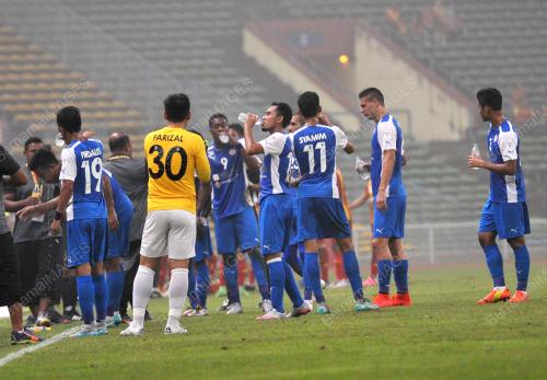 SG10_26092015_BOLA