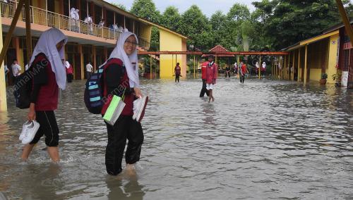 SG10_27032012_BERJALAN