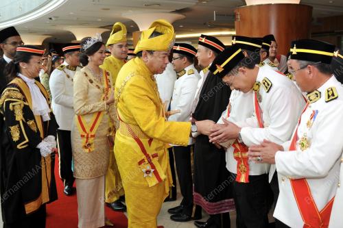 SG10_27032017_SIDANG_DUN