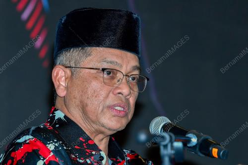 DATUK DR MOHD NA'IM MOKHTAR