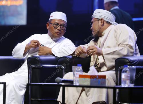 DATUK SERI AMIRUDIN SHARI
