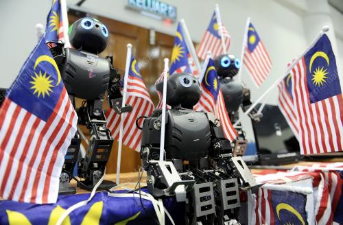 SG10_28082013_ROBOWORLD