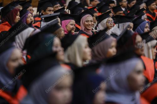 AKADEMI VOKASIONAL MCDONALD'S