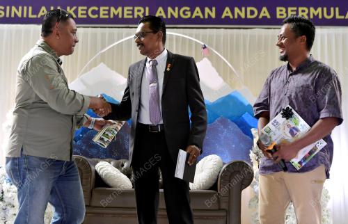 DATUK MAGENDRAN M MUNISAMY