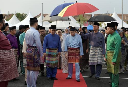SULTAN SELANGOR SULTAN SHARAFUDDIN IDRIS SHAH