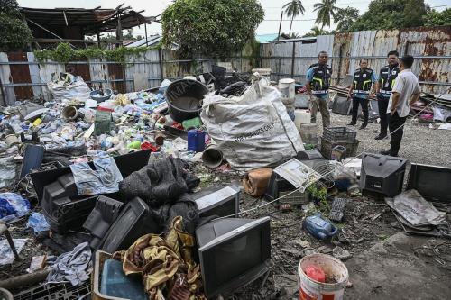 OPERASI BERSEPADU PREMIS WARGA ASING