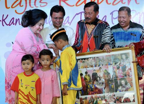 SG11_04102012_ROSMAH_PERMATA
