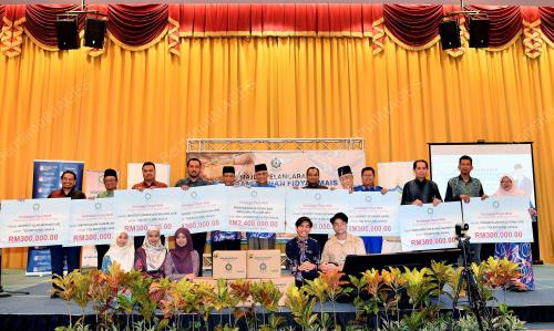 TAN SRI ABDUL AZIZ MOHD YUSOF