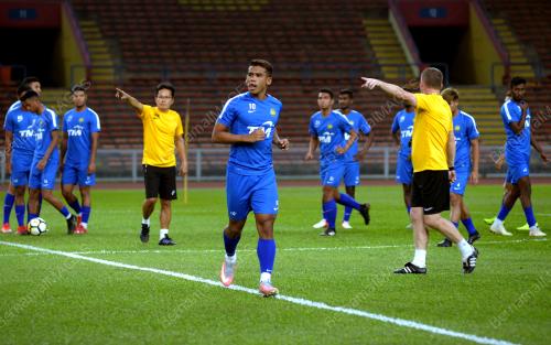 SG11_09022019_BOLA_BN201903133339