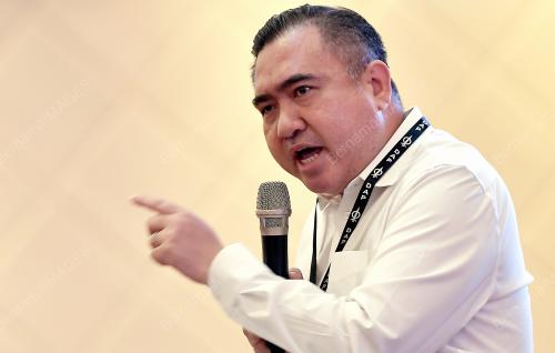 ANTHONY LOKE