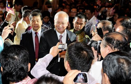 SG11_11012013_PM_LIM